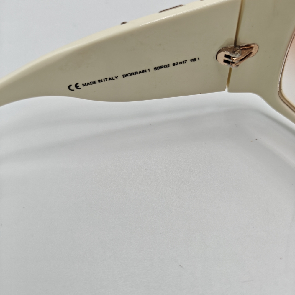 Christian Dior Rain 1 Ivory Frame & Brown Gradien Sunglasses with Gold Detailing - Picture 8 of 16
